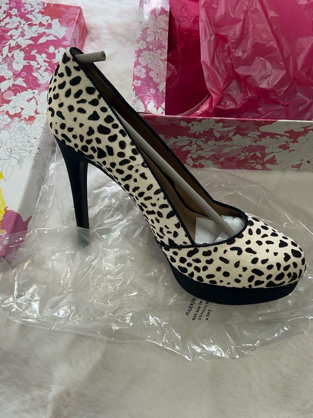 Chinese Laundry Wave Length Dalmatian Print Platform Pumps Size 9 Stiletto Heels